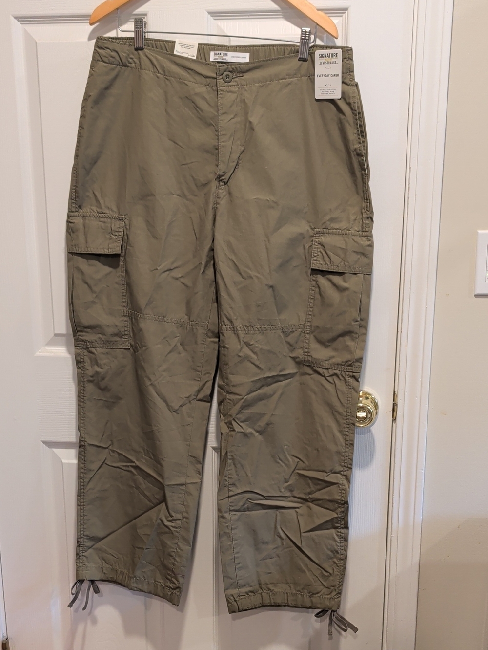 Signature by Levi Strauss Olive Green Cargo Pants